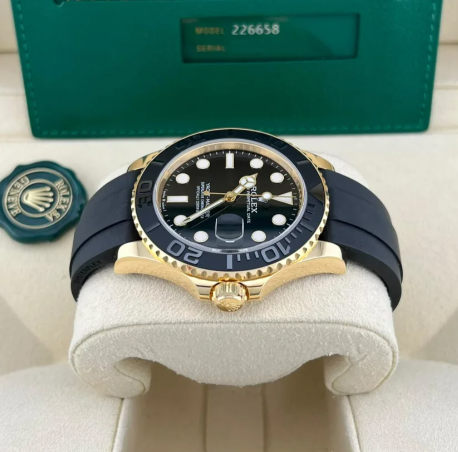 Selfika™ Men's Automatic Luxury Watch 1.6 in