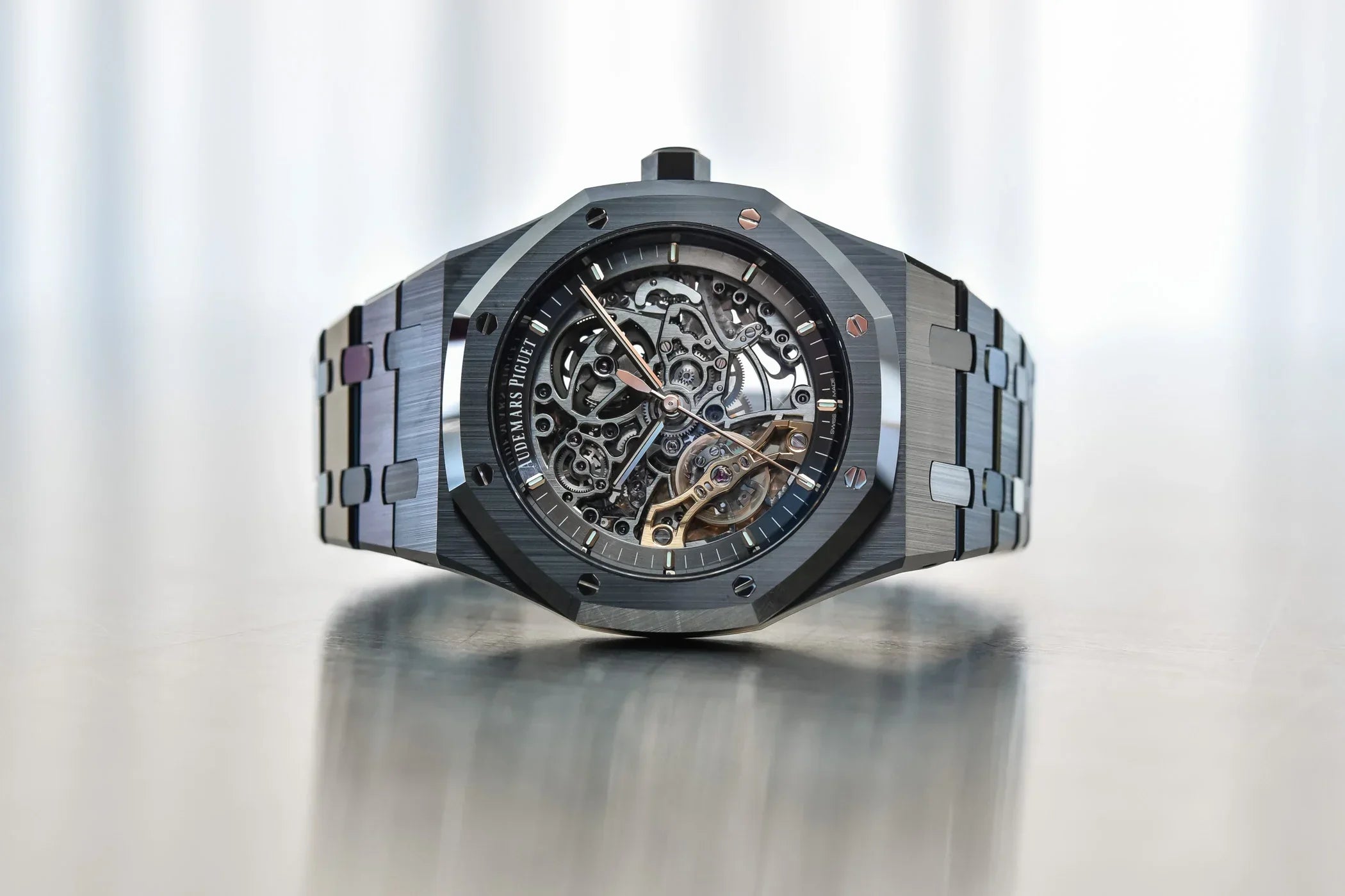 Selfika™ Men's Skeleton Automatic 1.7 in Watch Black