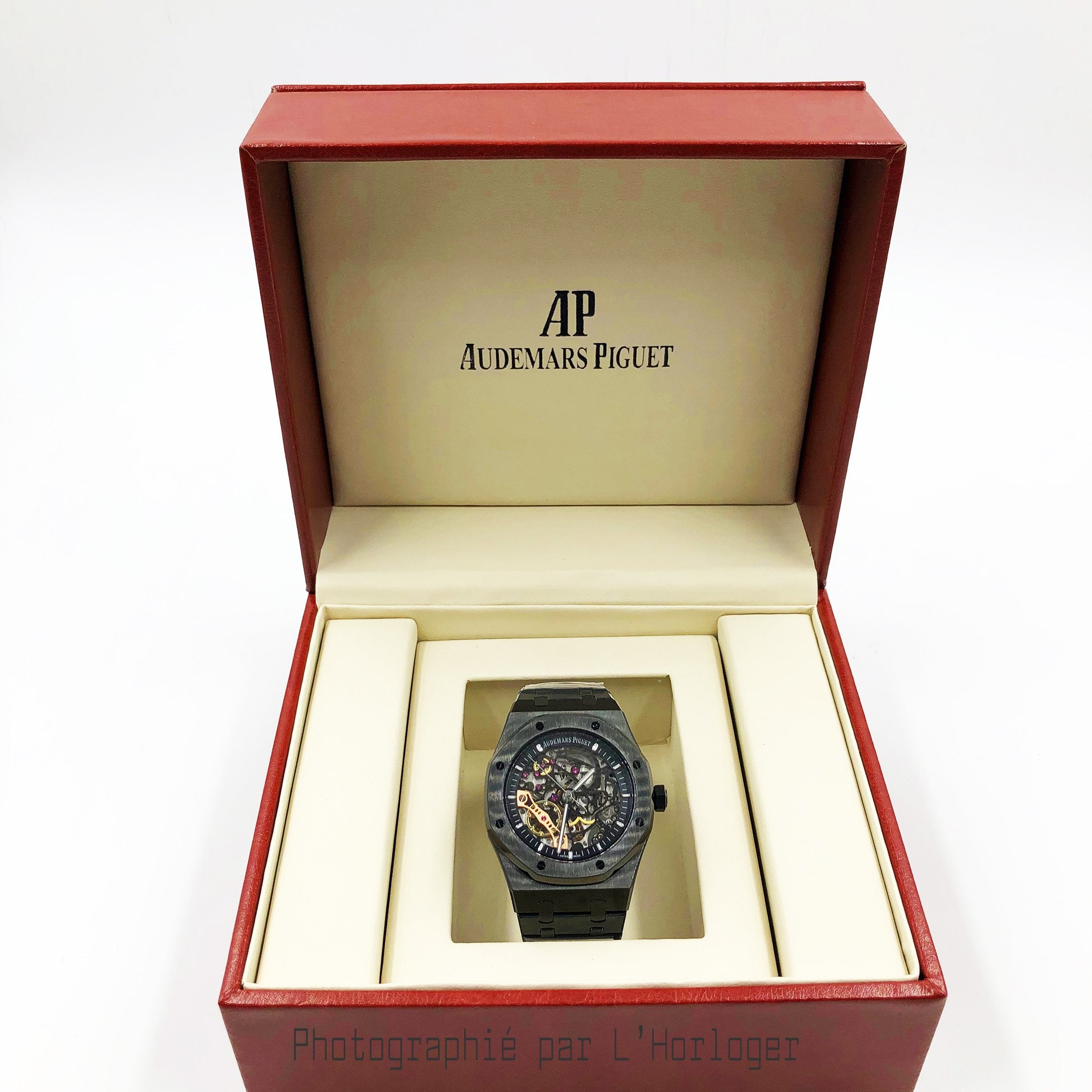Selfika™ Men's Skeleton Full Black Automatic Watch 1.6 in
