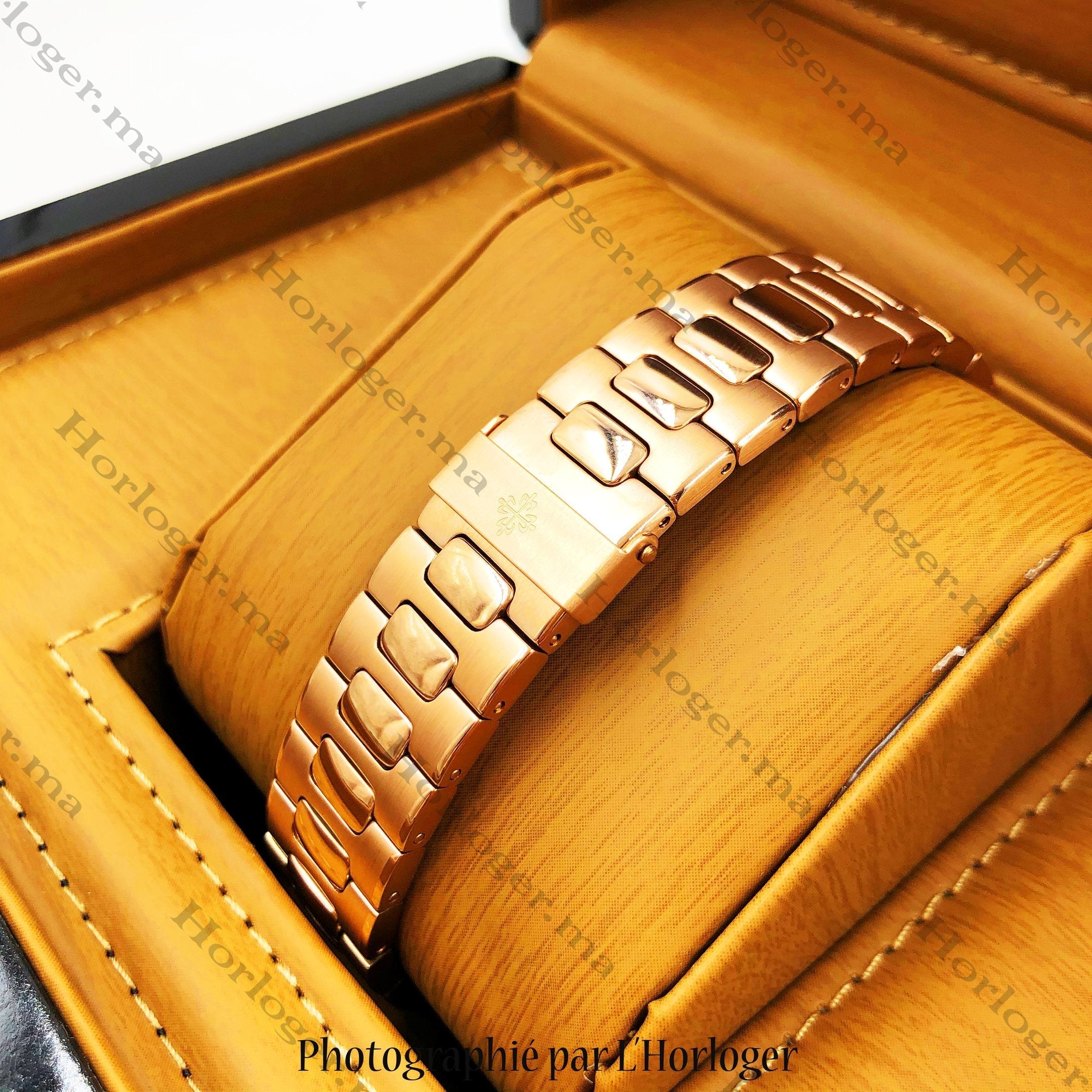 Selfika™ Men's Automatic 1.6" Luxury Watch