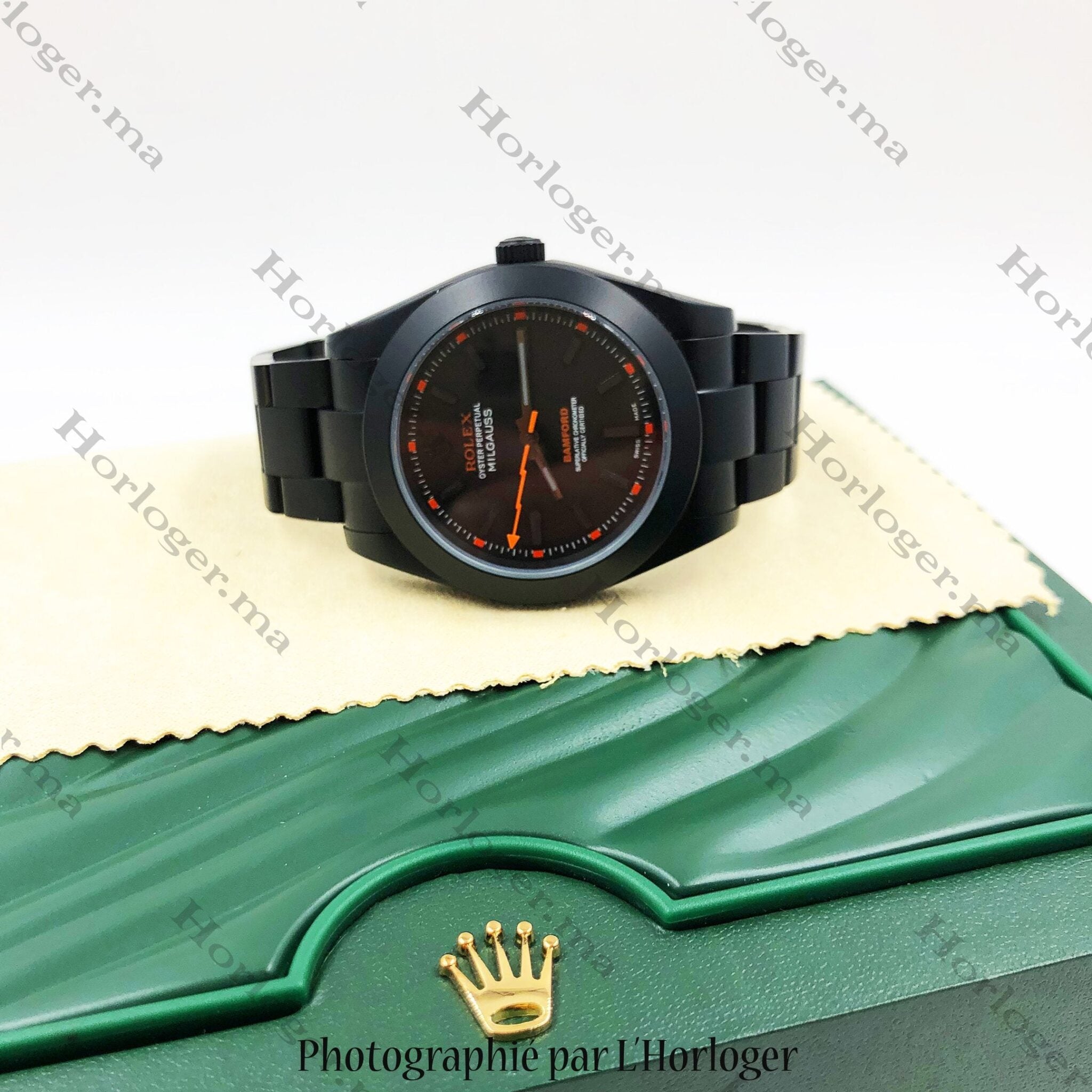 Selfika™ Men's Automatic Carbon Watch Black 1.6 in