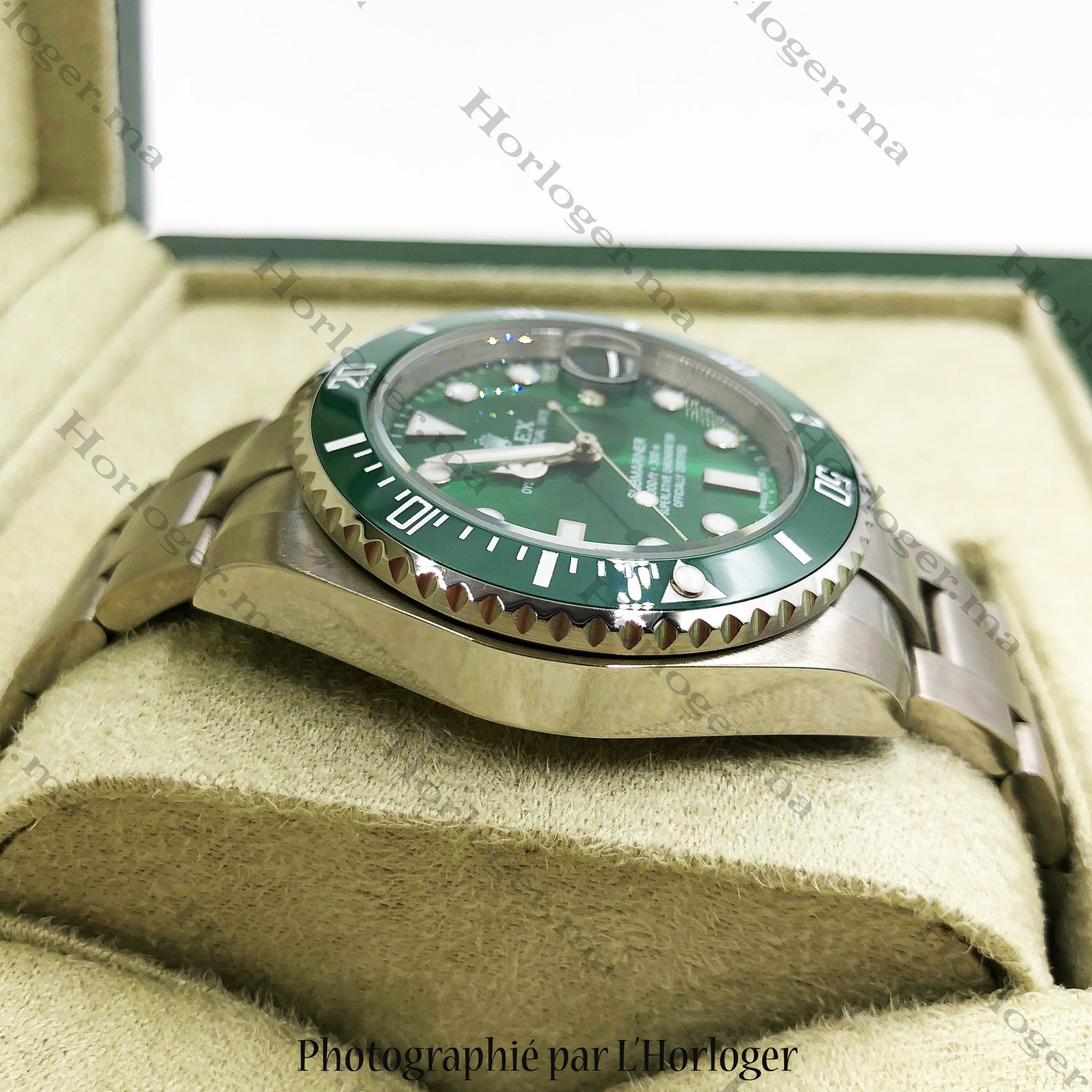 Selfika™ Men's Submariner Dive Watch 1.6 in