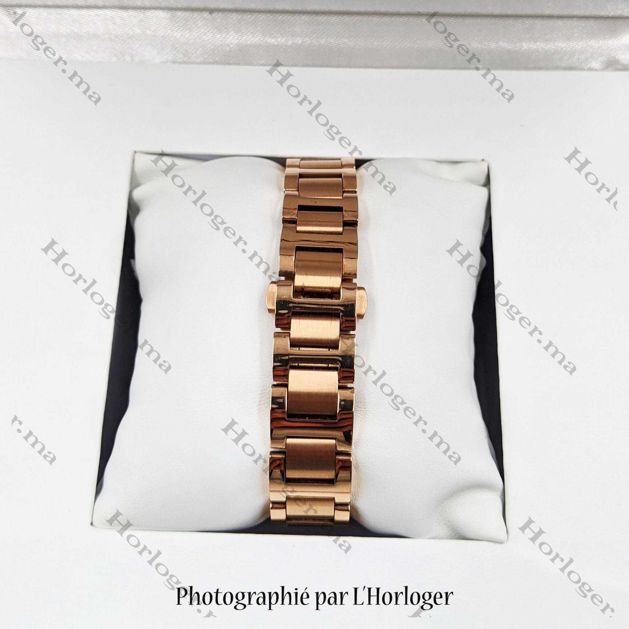 Selfika™ Women's Ballon Bleu 1.3 in. Watch W6920046