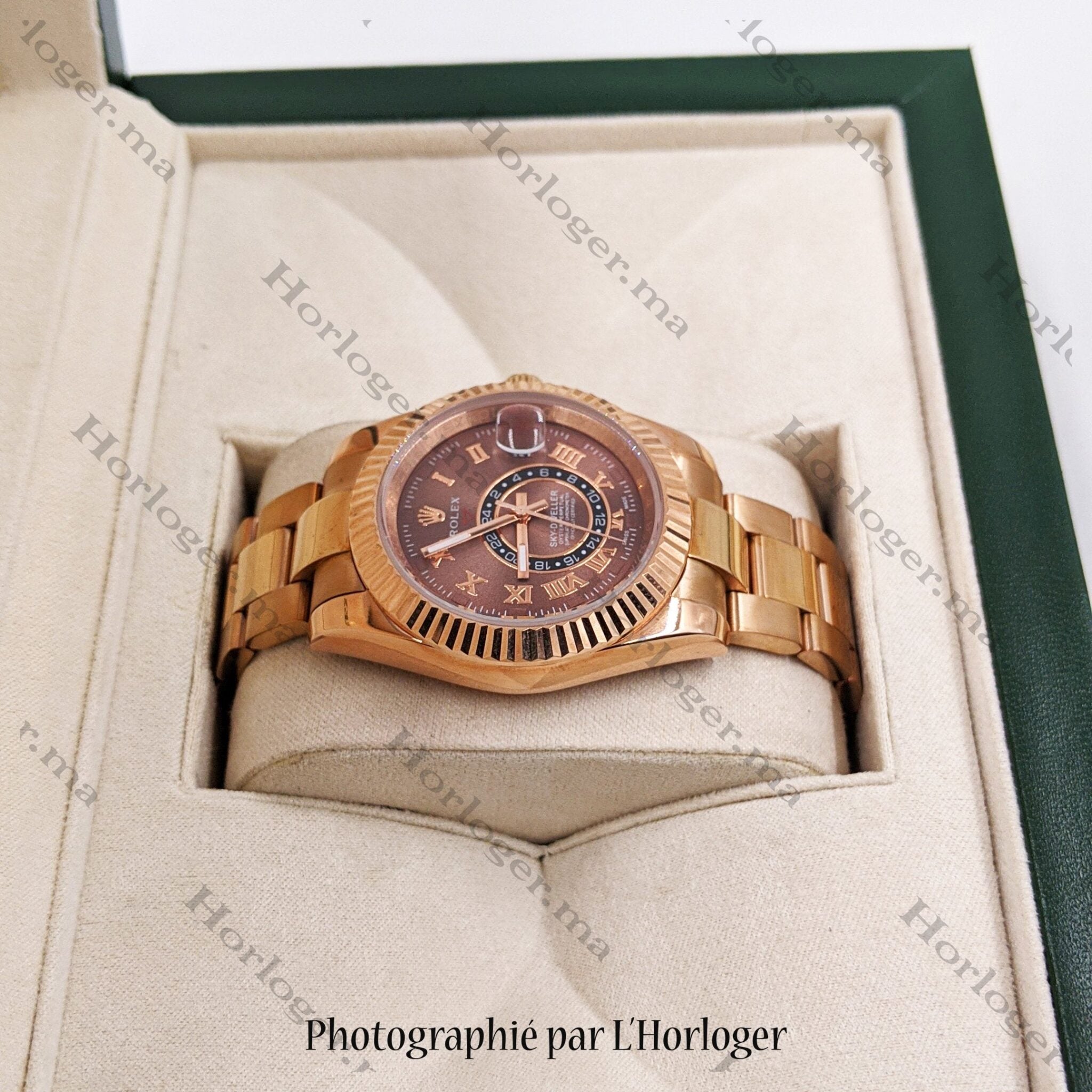 Selfika™ Men's Automatic Luxury Watch Sky-Dweller Chocolate Dial 42mm
