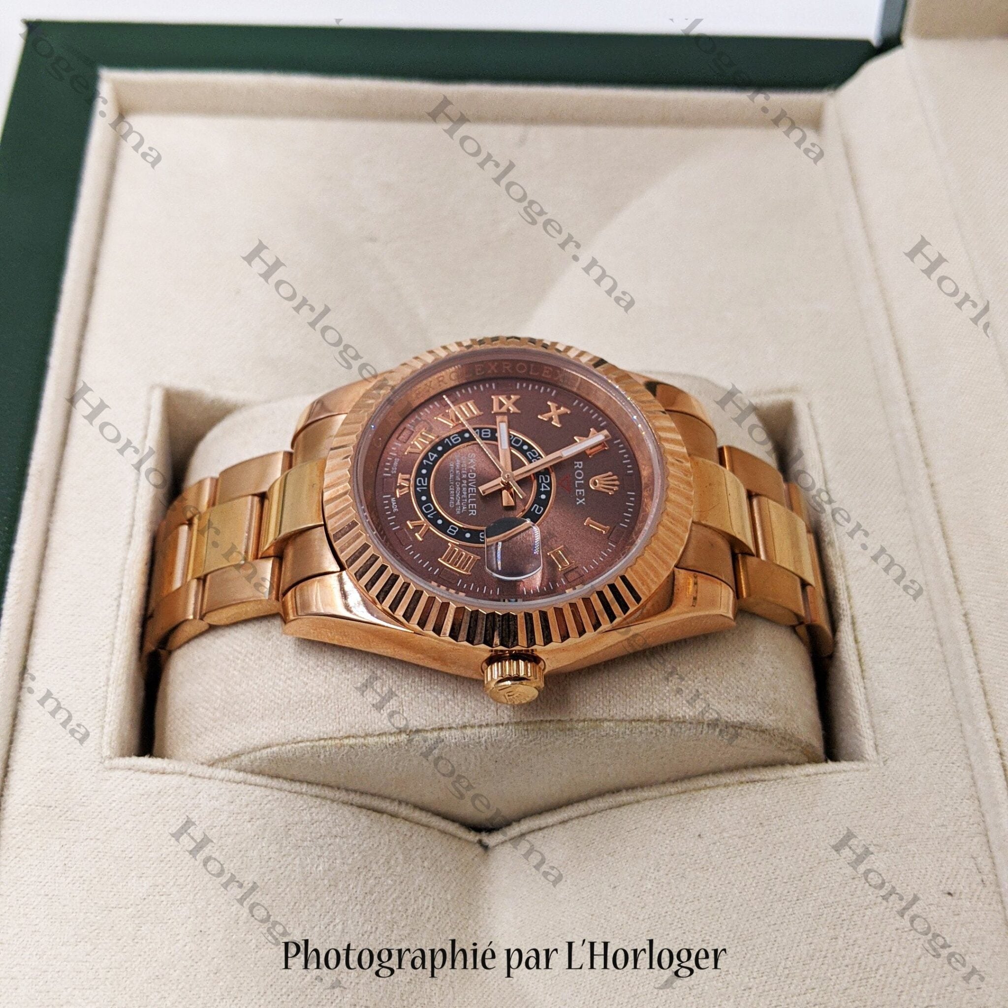 Selfika™ Men's Automatic Luxury Watch Sky-Dweller Chocolate Dial 42mm