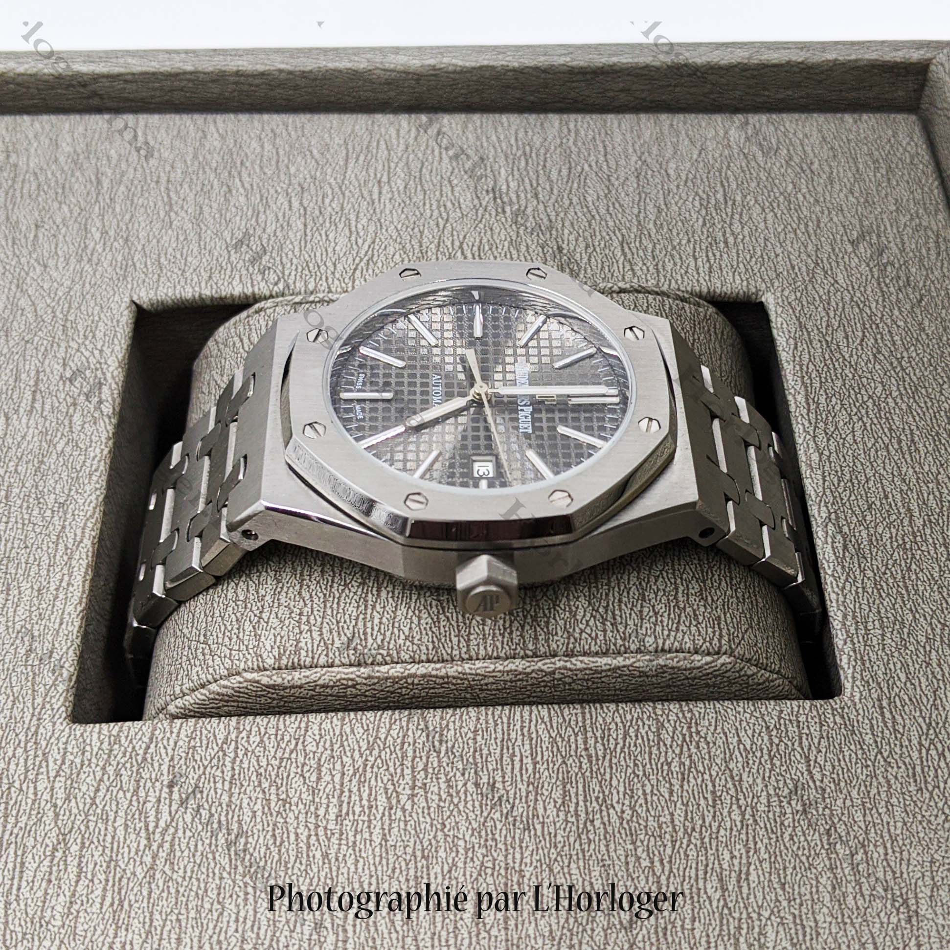 Selfika™ Men's Automatic Watch Grey Dial 1.6 in H57528