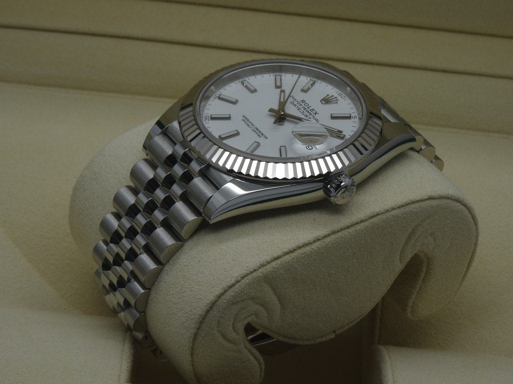 Selfika™ Men's Datejust 41 White Dial Jubilee Watch 126334