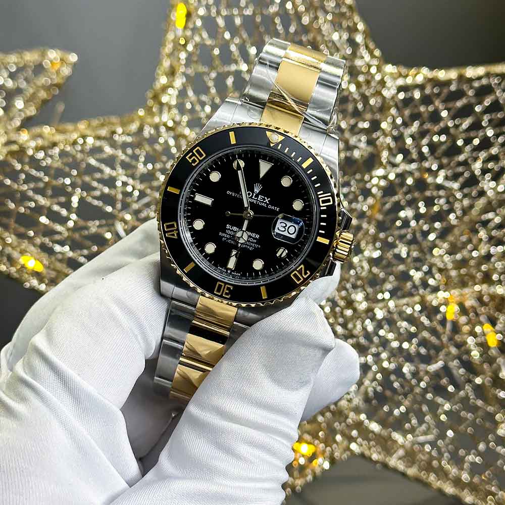 Selfika™ Submariner Black and Gold Luxury Automatic Watch