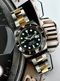 Selfika™ Submariner Black and Gold Luxury Automatic Watch