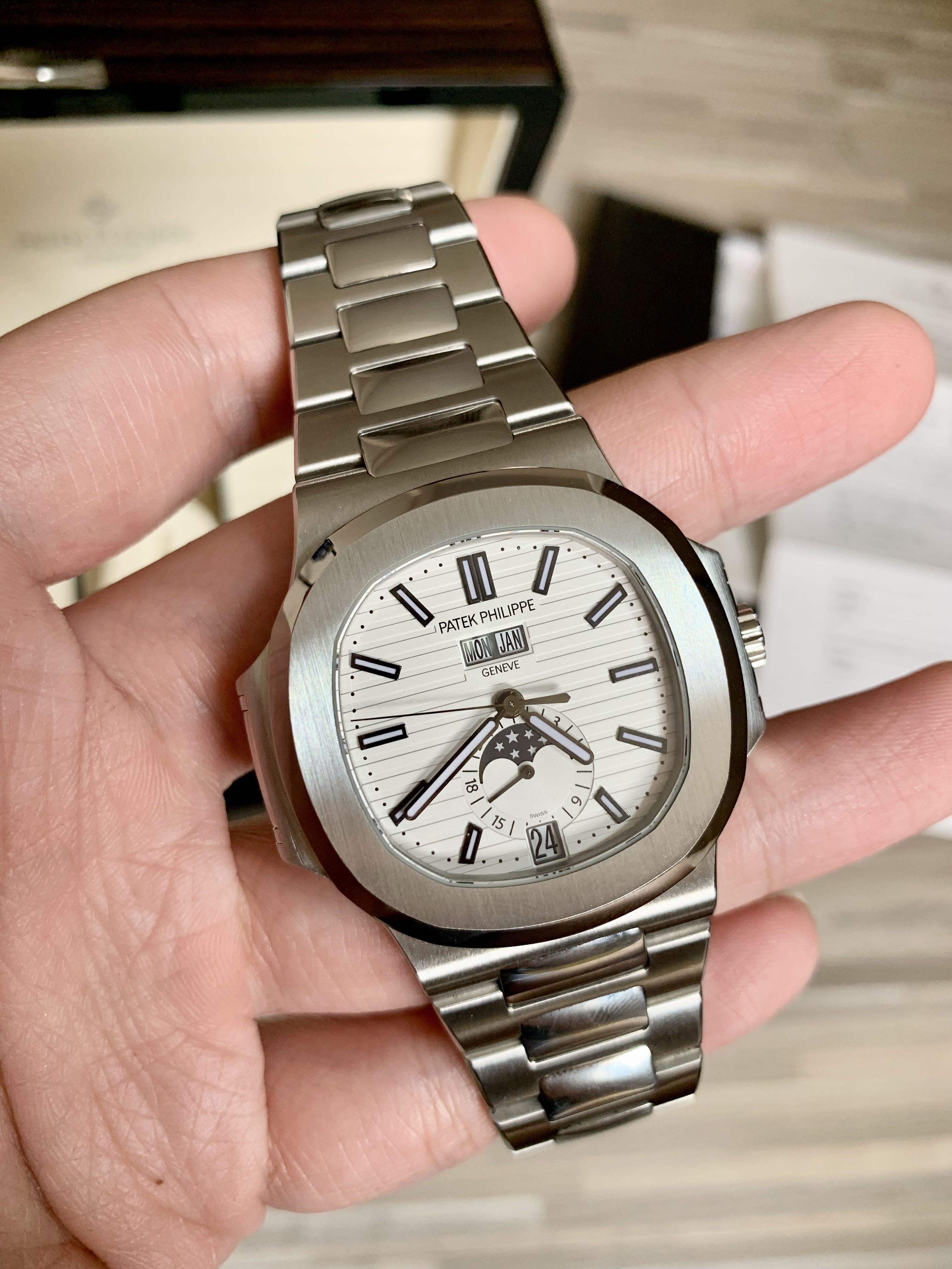 Selfika™ Men's Nautilus 5726 Stainless Steel Automatic Watch